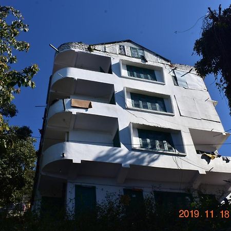 Paras Homestay Shimla Bagian luar foto