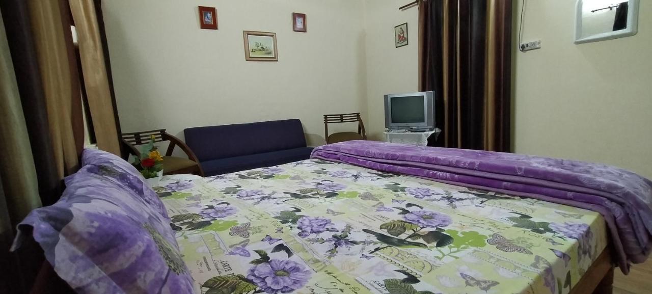 Paras Homestay Shimla Bagian luar foto